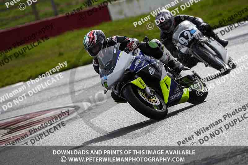 donington no limits trackday;donington park photographs;donington trackday photographs;no limits trackdays;peter wileman photography;trackday digital images;trackday photos